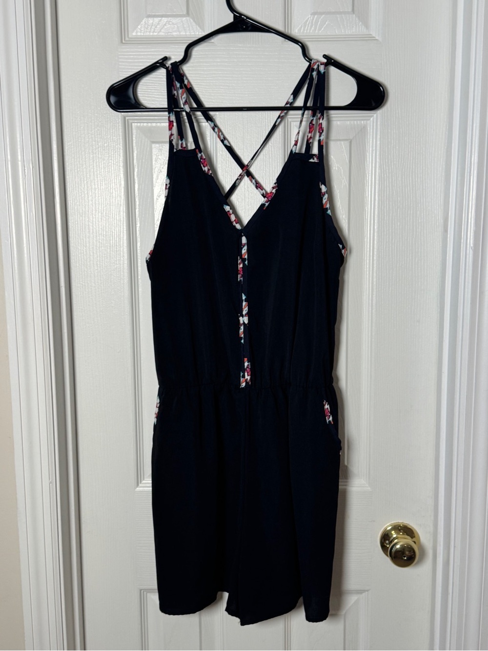 Xhilaration Black Strappy V-Neck Romper with Patterned Trim - Large w/pockets